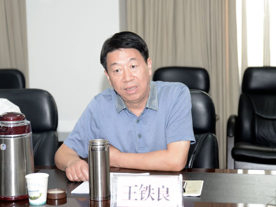 市人大常委会举行王铁良副主任接待代表日活动