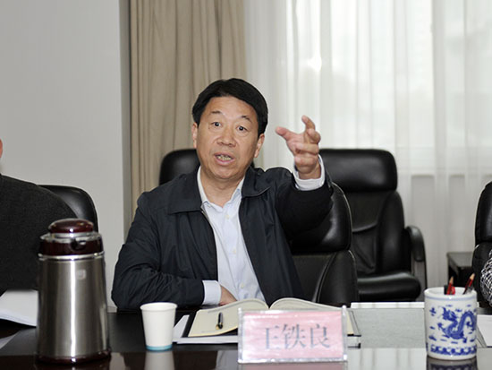 市人大常委会举行王铁良副主任接待代表日活动