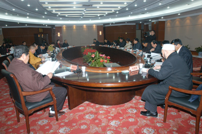 驻郑全国人大代表今日开始集中视察(图)