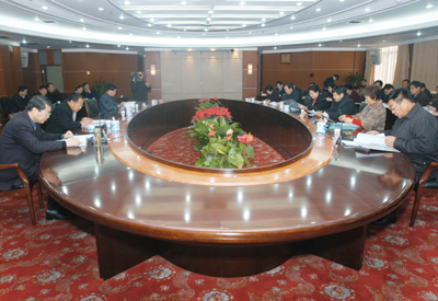 市十二届人大常委会举行第24次主任会议（图）