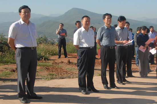 巩义市人大代表专项视察“关于采取切实有效措施，加快新型农村社区建设”议案办理情况