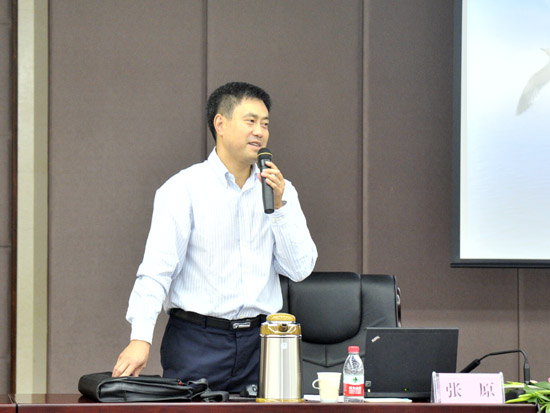 张原教授作“运动健身指南”专题讲座