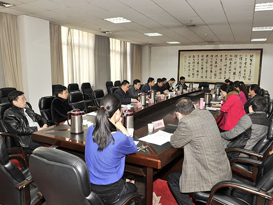 市人大常委会内务司法代表专业组召开座谈会