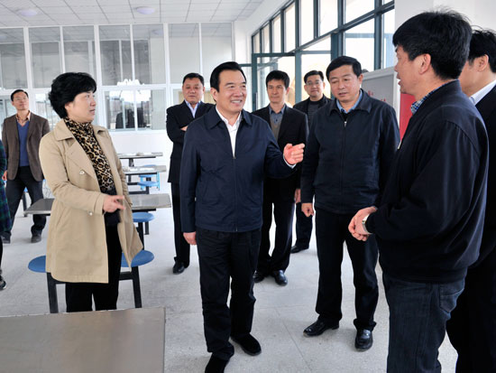 发挥代表作用助推郑州发展——白红战主任到上街区调研