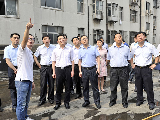 市人大常委会主任白红战督导调研大气污染治理工作