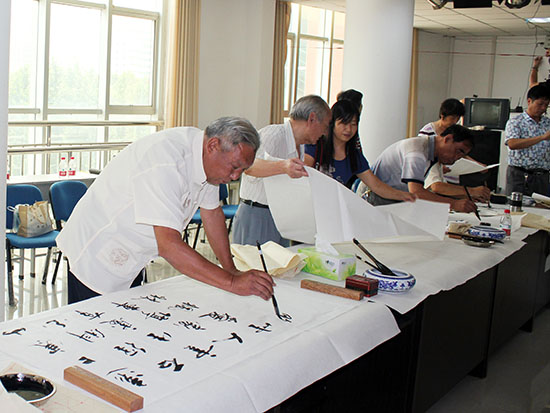 市人大系统书画院赴中牟开展笔会活动