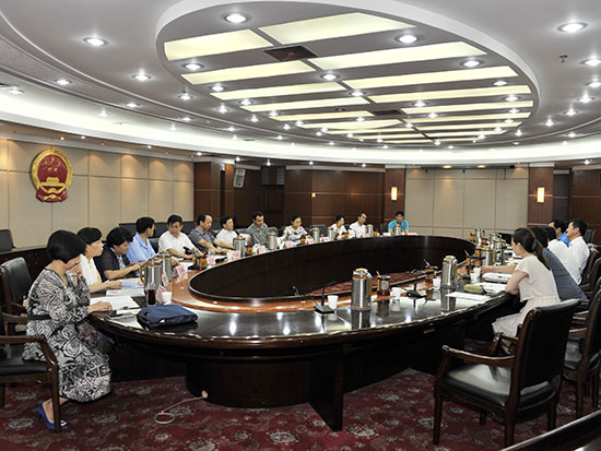 市人大常委会初审《郑州市2014年度市级预算执行及其他财政收支的审计工作报告》