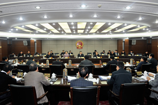 市十四届人大常委会召开第二十五次主任会议