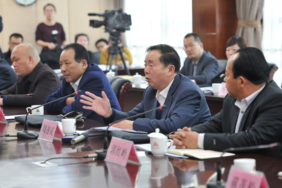 市十四届人大三次会议分团审议政府工作报告掠影（一）