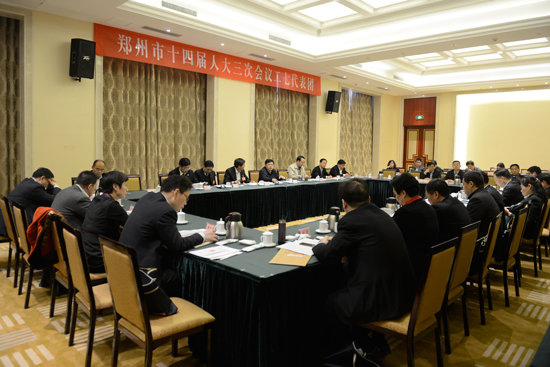 市十四届人大三次会议分团审议两院工作报告掠影（一）