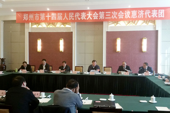 市十四届人大三次会议分团审议两院工作报告掠影（三）