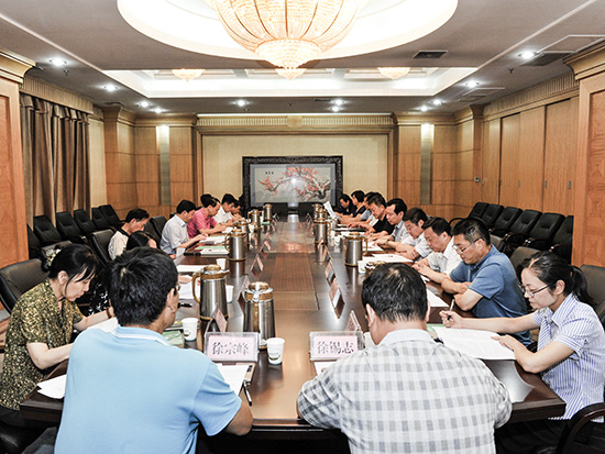 市人大常委会初审我市2015年度市级预算执行及其他财政收支的审计工作报告