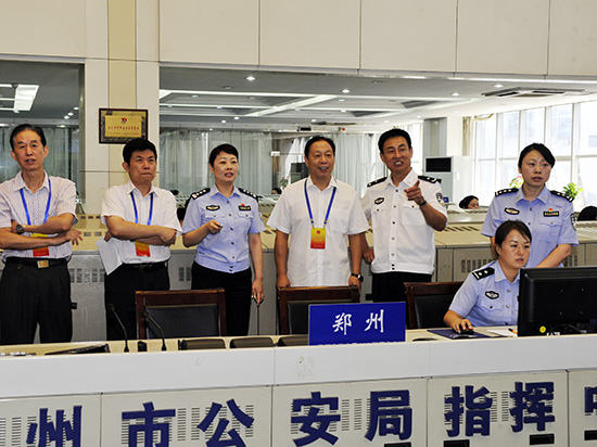 市人大常委会视察我市打击刑事犯罪工作