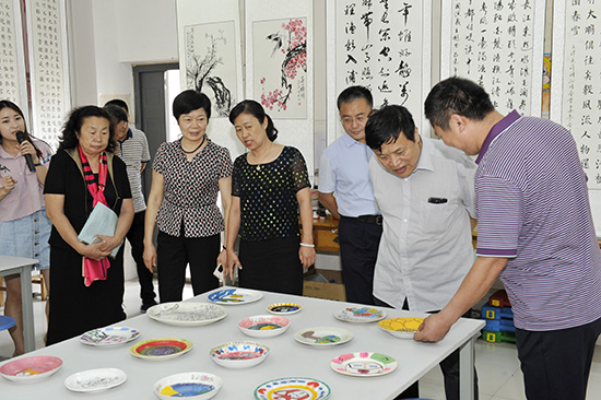 省人大常委会赴我市开展义务教育法执法检查