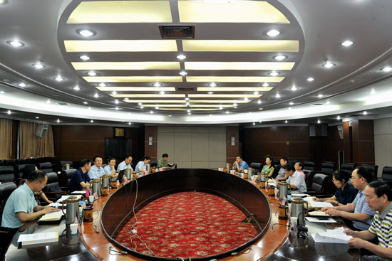 市人大常委会内司工委召开对市中院立案登记制度改革工作评议调查培训会