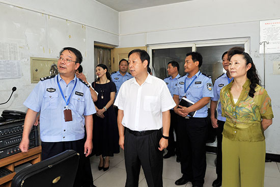 市人大常委会视察市公安局强制戒毒工作