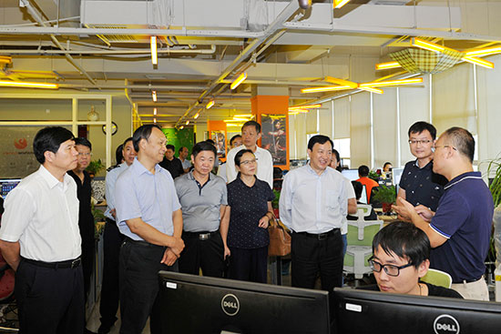 市人大常委会视察我市小微企业税收优惠政策落实工作情况