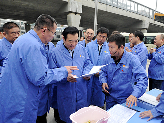 市人大常委会再次视察我市特种设备监管工作情况