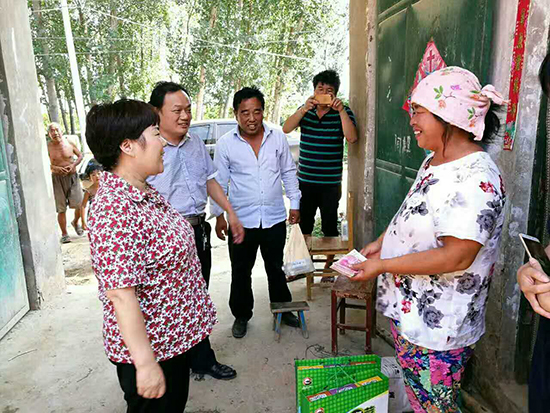 履职尽责讲担当励志发展报桑梓——记郑州市人大代表、中牟县裕康酱菜厂厂长朱肖云