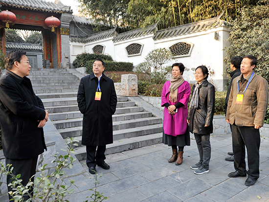 市人大常委会视察建议办理及旅游基础设施建设情况