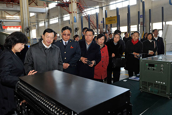 市人大常委会视察我市税收工作