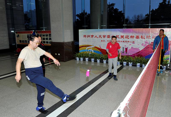 市人大常委会机关工会举行迎新春毽球比赛