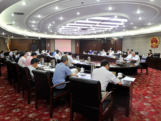 市人大常委会主任会议第六十八次会议举行