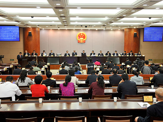 市十四届人大常委会第四十二次会议举行