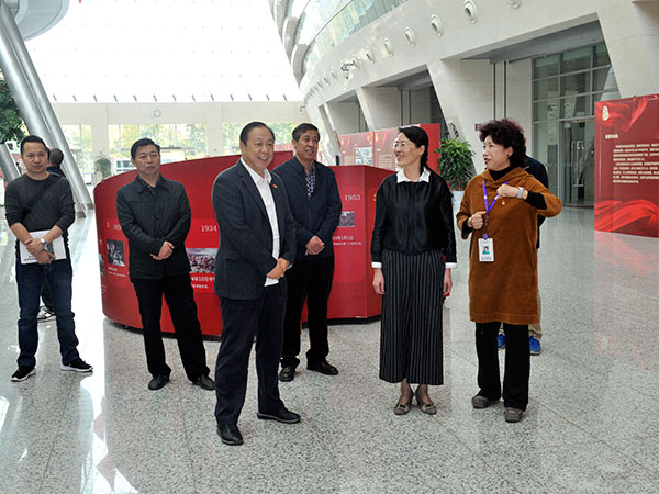 杭州市人大常委会赴我市考察调研社区居家养老服务和开发区人大工委开展情况