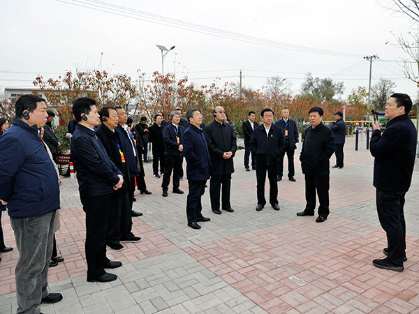 驻郑全国、省人大代表到平顶山市集中视察