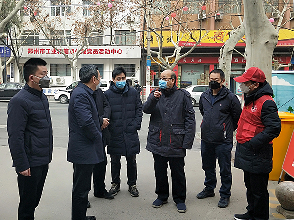 市人大常委会主任胡荃检查疫情防控工作