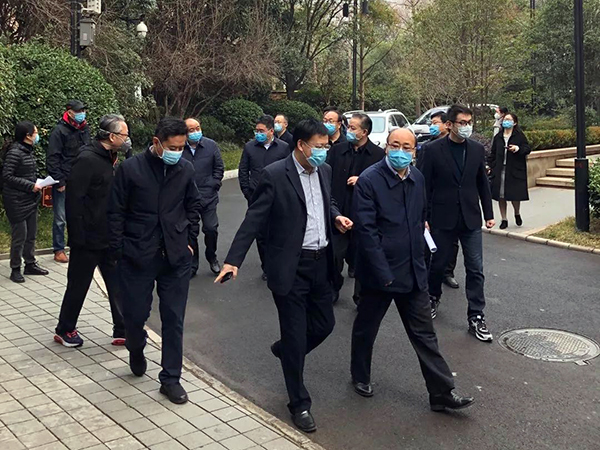 市人大常委会主任胡荃到河南外包产业园检查复工防疫工作