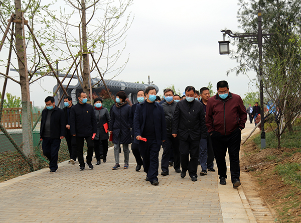 登封市人大常委会开展推进高品质城市建设管理工作考察学习活动