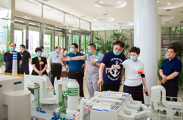 新密市人大常委会视察《土壤污染防治法》贯彻执行情况