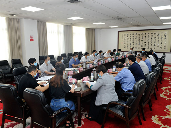 市人大常委会开展主任接待代表日活动