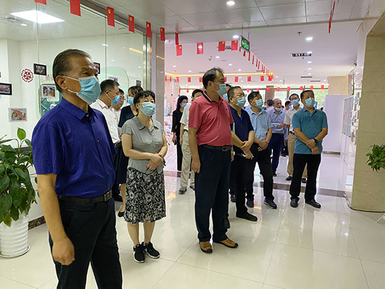 省人大常委会执法检查组对我市《慈善法》贯彻落实情况进行执法检查