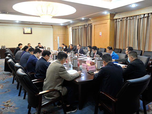 市人大常委会召开《郑州市国土空间规划管理条例（草案）》征求意见座谈会