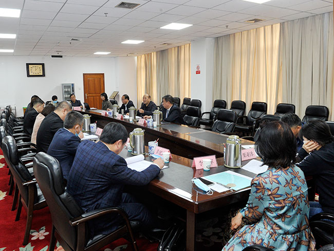市十五届人大常委会第二十次会议举行列席代表座谈会