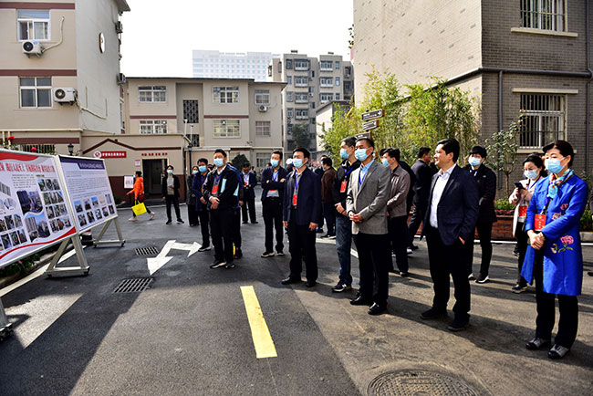 中原区人大常委会视察“双改”建设成果