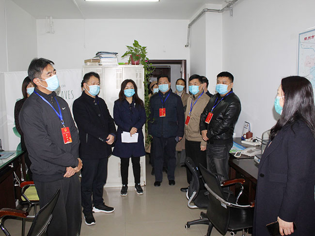 中原区人大常委会视察卫生健康工作开展情况
