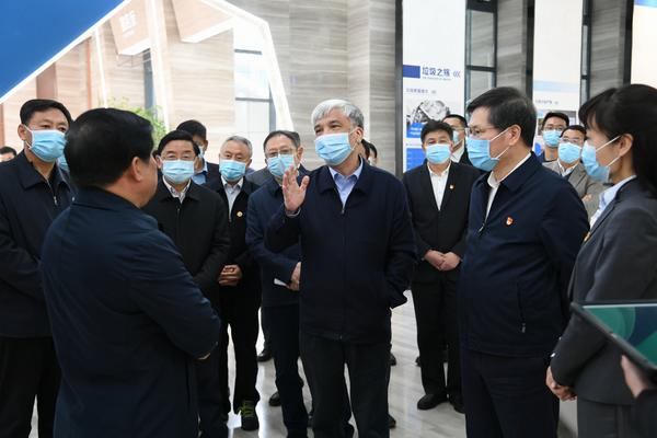 丁仲礼率全国人大常委会执法检查组来豫检查