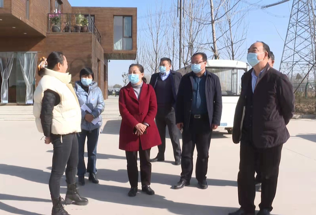 郑州市人大农工委到中牟县万滩镇关家村人大代表联络站开展进站活动