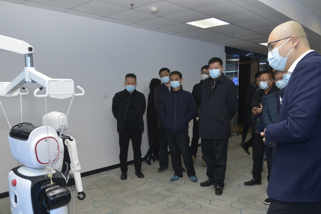 蒿铁群副主任到郑东新区调研