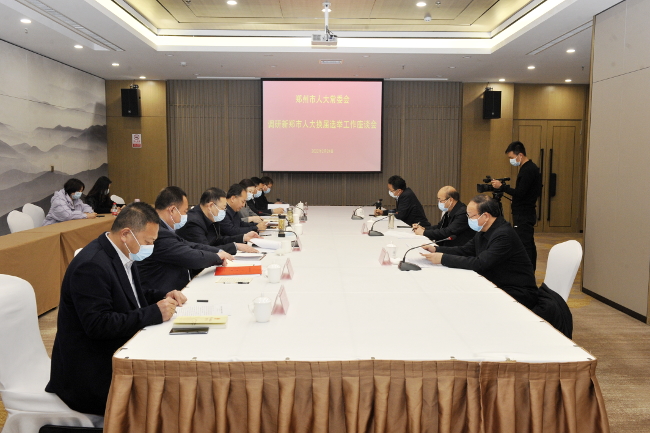 胡荃调研县乡人大换届选举工作和“万人助万企”活动