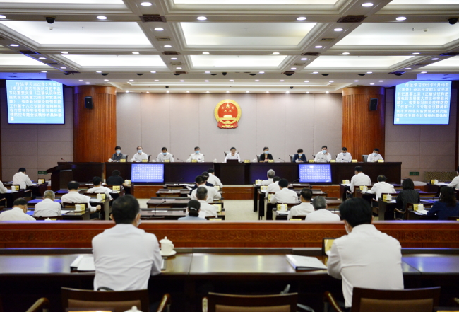 市十五届人大常委会举行第三十五次会议