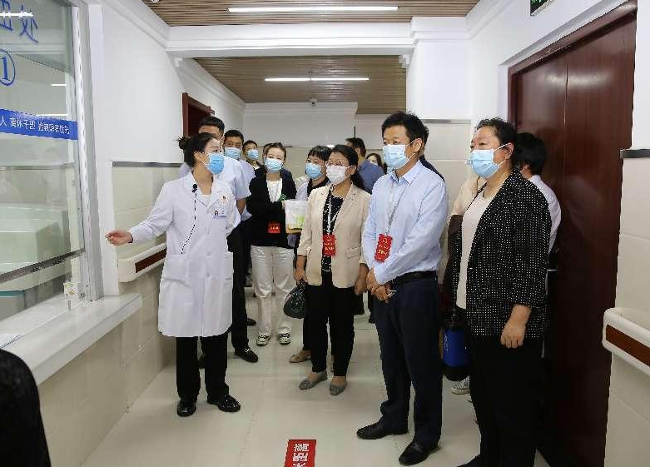 金水区人大常委会组织代表视察2021年度国有资产管理情况
