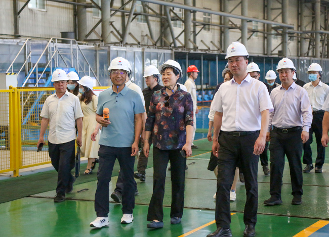蔡红副主任赴巩义市调研铝精深加工产业发展情况