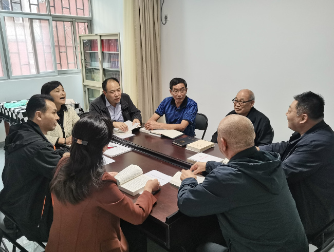 市人大常委会办公厅老干部党支部组织召开主题教育学习交流会