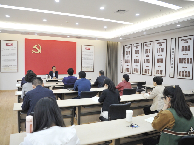 凝心铸魂学习新思想实干担当奋进新征程奋力谱写中国式现代化郑州实践的人大新篇章——宋书杰副主任讲授主题教育专题党课