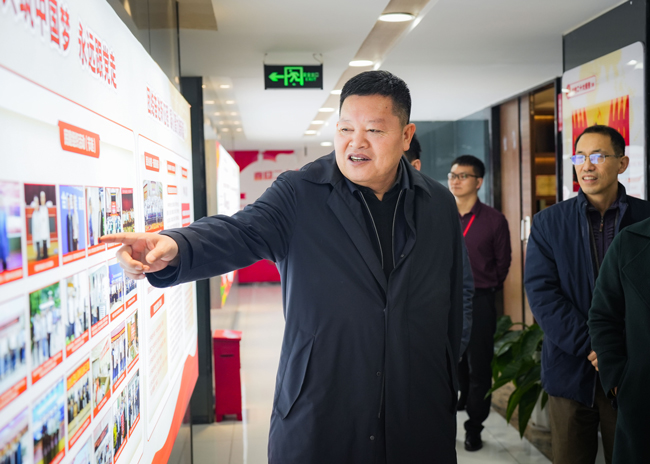 蒿铁群副主任赴金水区调研稳就业工作审议意见落实情况